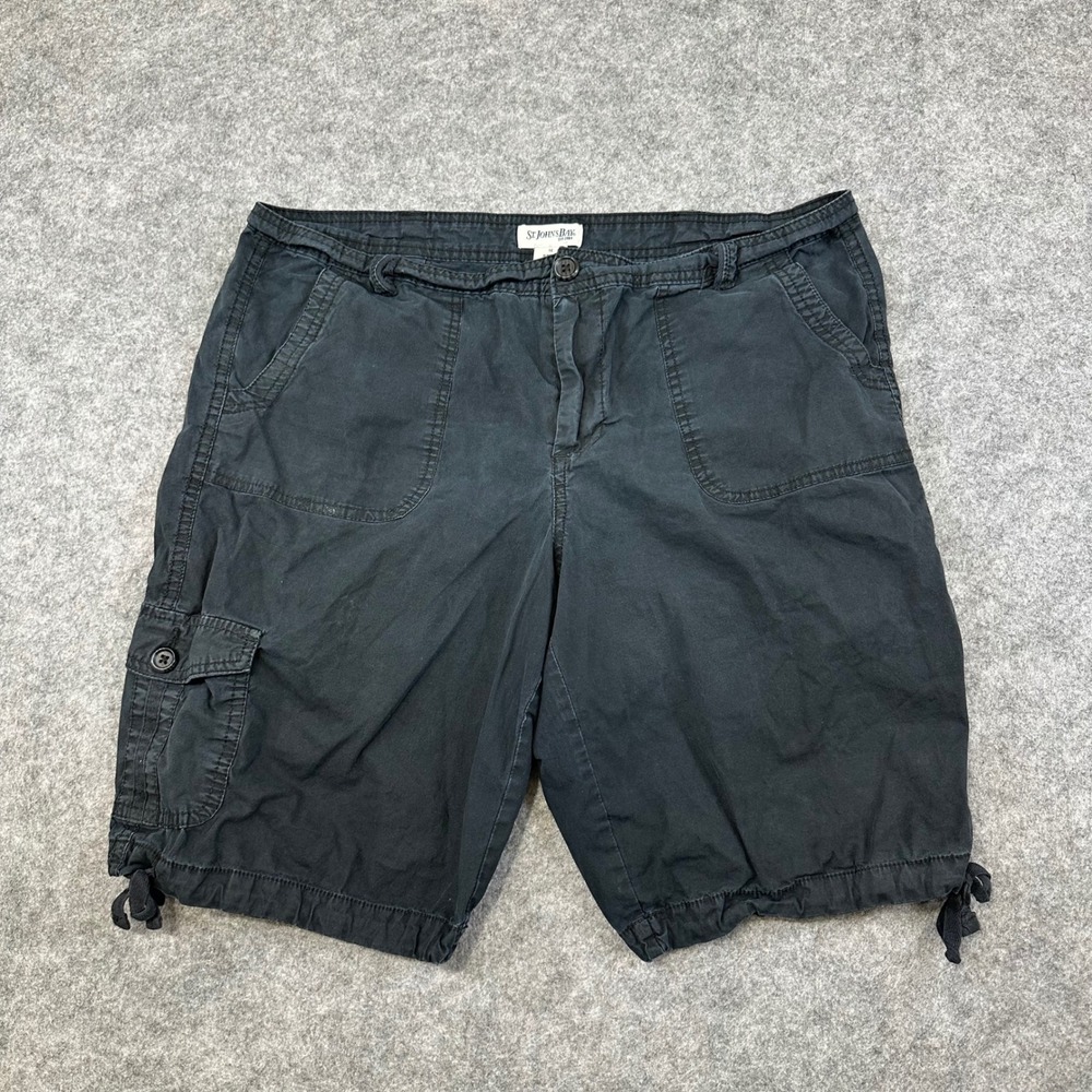 St Johns Bay Bermuda Shorts Women 14 Black Cargo‎ Pockets Casual Cotton Stretch